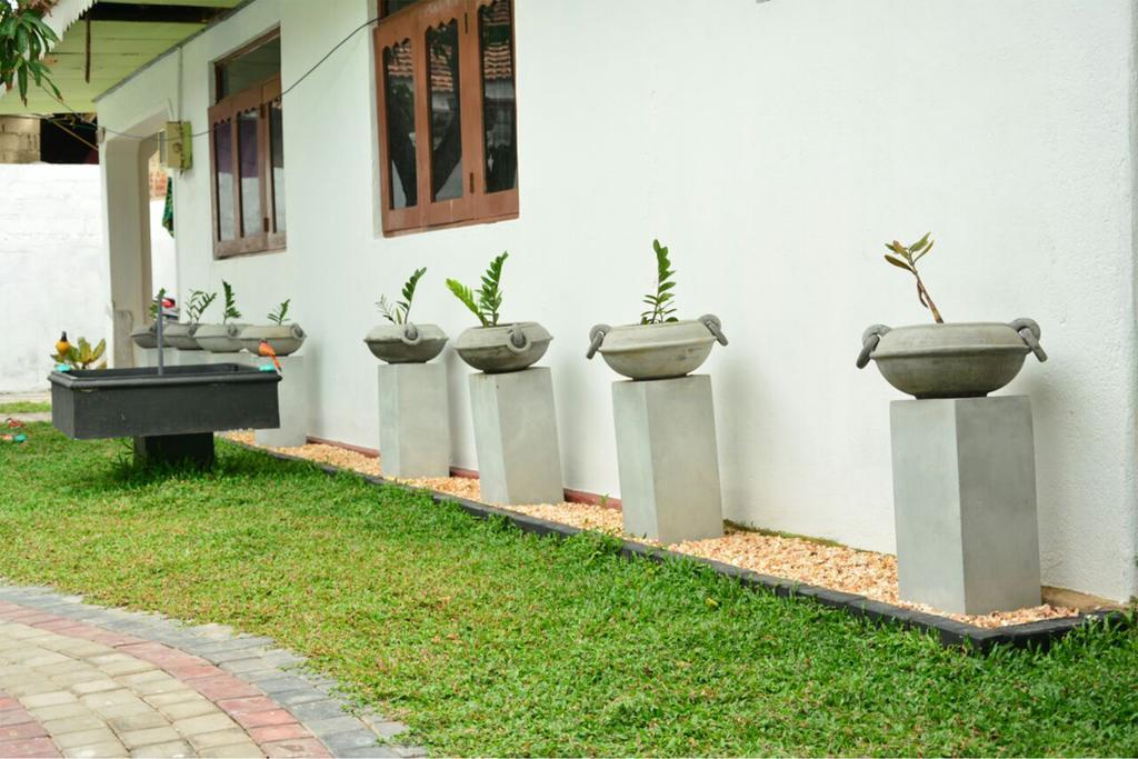 Tropical Garden Hotel Negombo Exterior photo